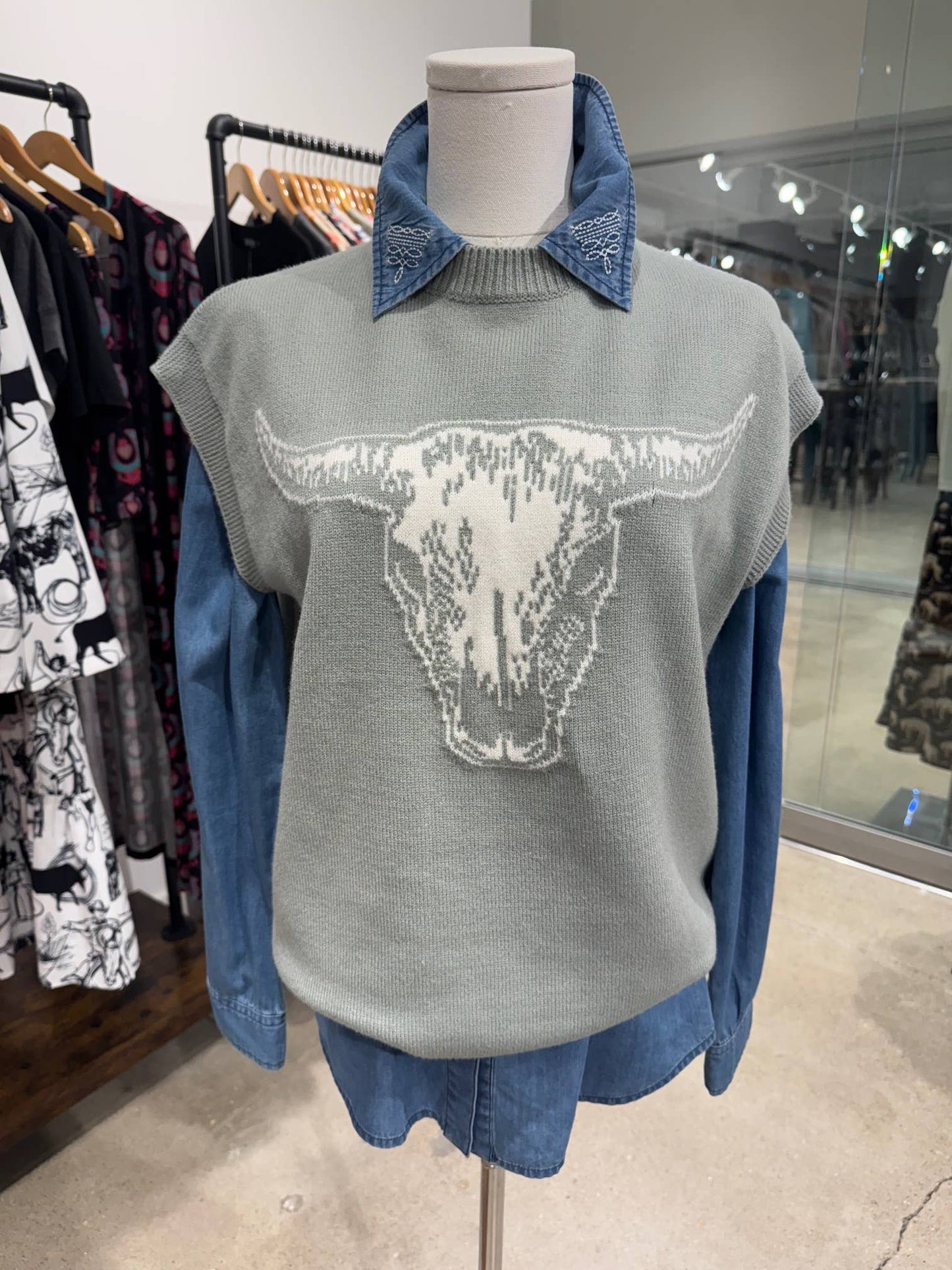 Silver Spur Longhorn sweater vest top