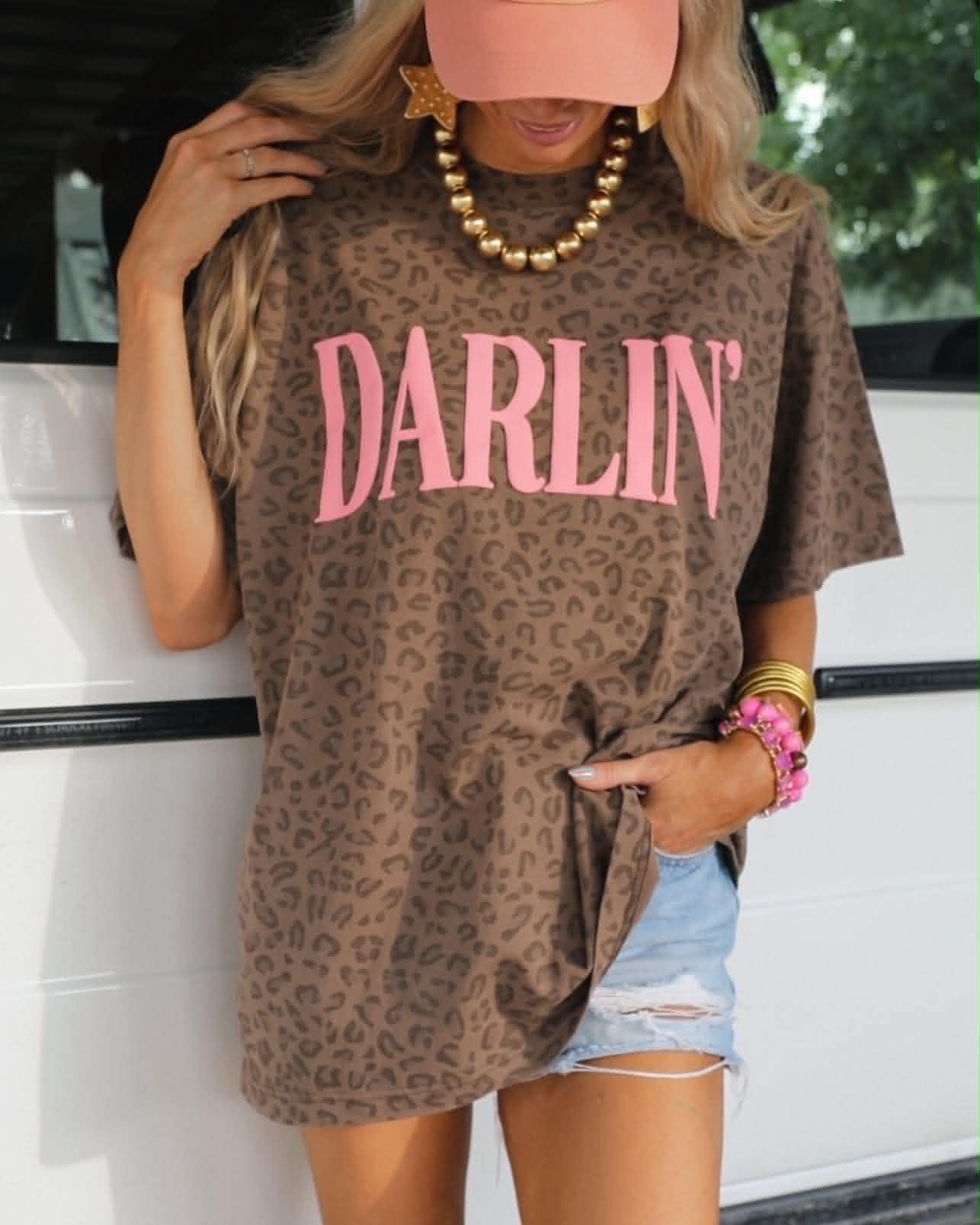 Darlin Pink- Unisex Graphic Tee
