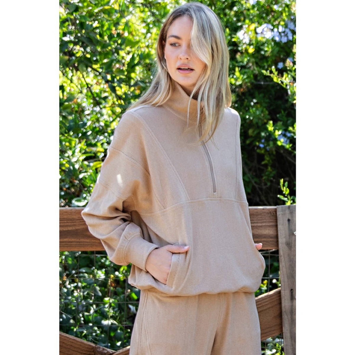 BRUSHED RIB QUARTER ZIP PULLOVER